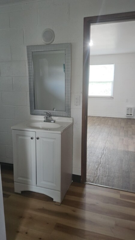 Building Photo - 231 Nass Rd