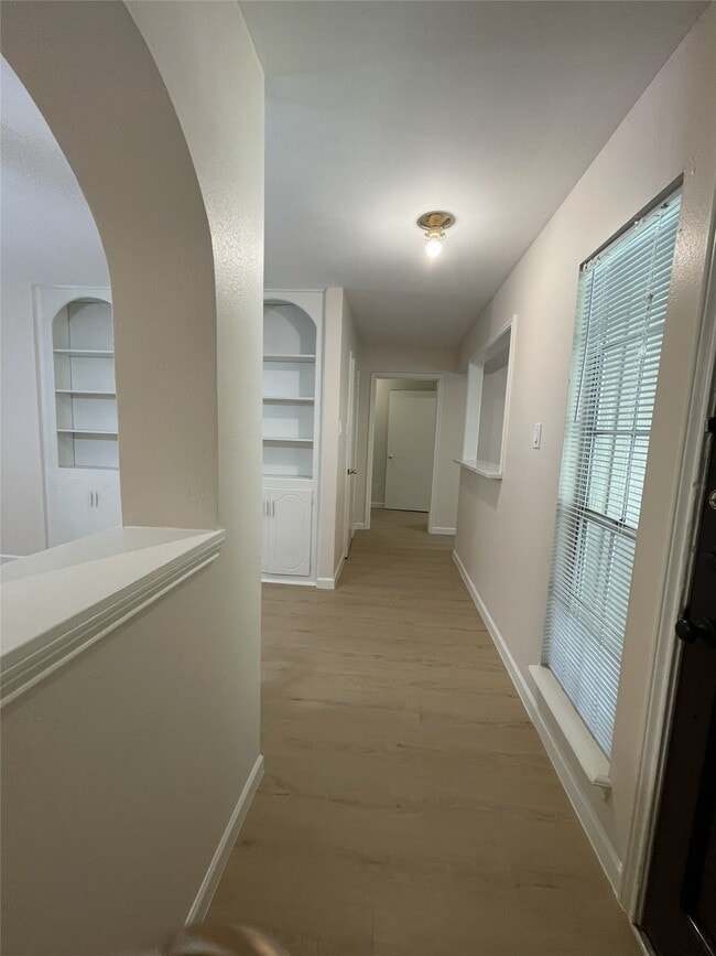Building Photo - 864 Wax Myrtle Ln