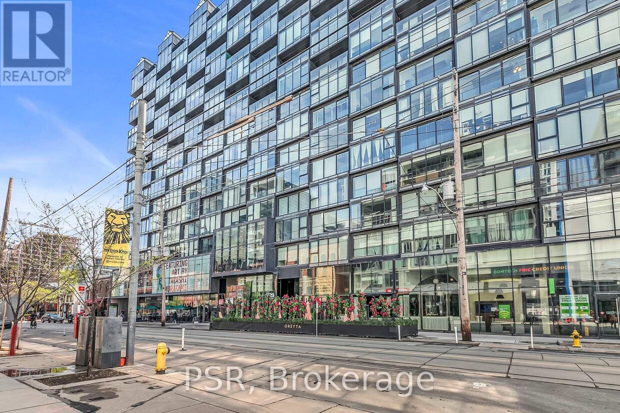 Primary Photo - 625-629-629 King St W