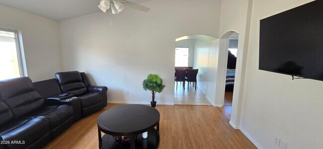 Building Photo - 12413 N El Frio St