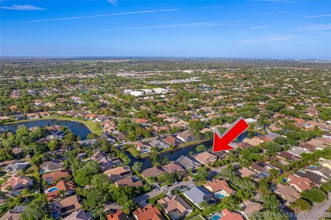 Foto del edificio - 9901 NW 48th Ct