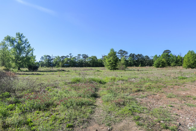 Building Photo - Country Village Apartments