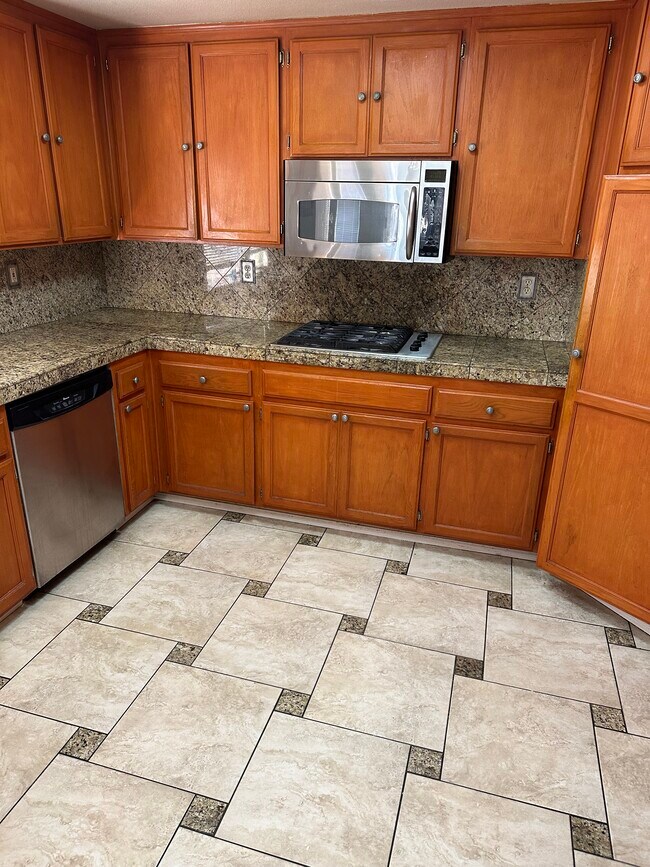 Foto del edificio - 40068 Milkwood Ln