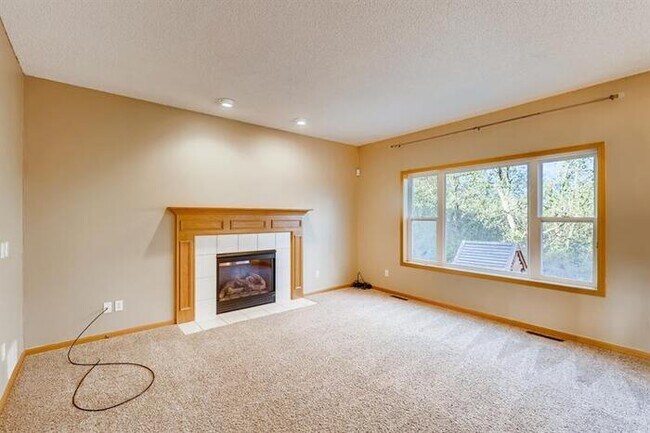 Building Photo - 20315 Erickson Paths, Farmington, MN, 55024