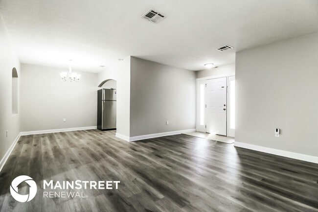 Foto del edificio - 4450 Swift Ave
