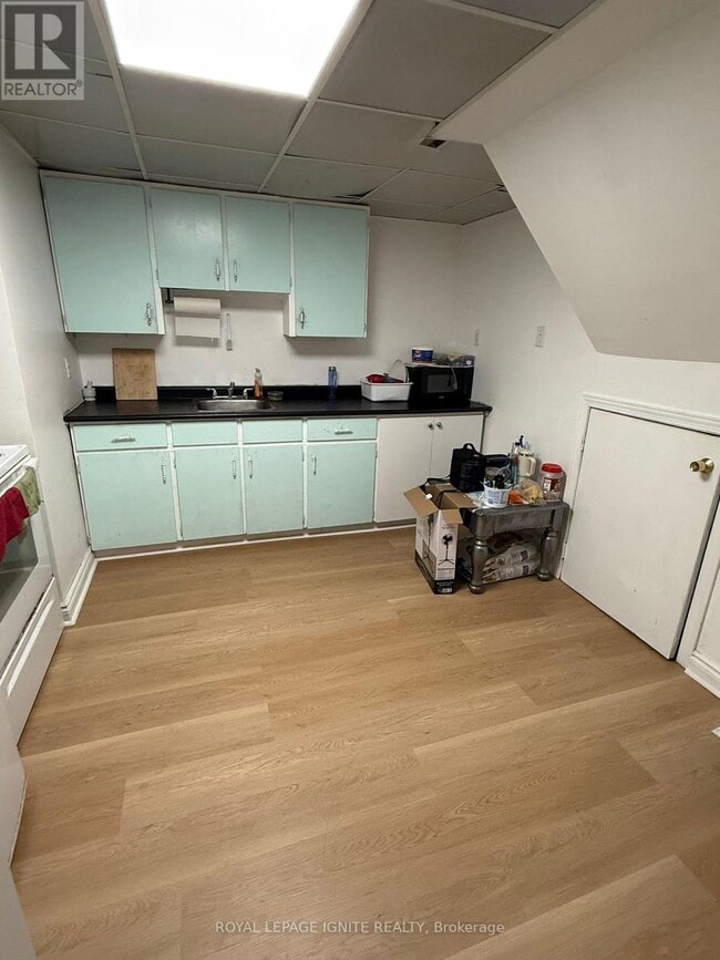 Building Photo - 92 Bobmar Rd