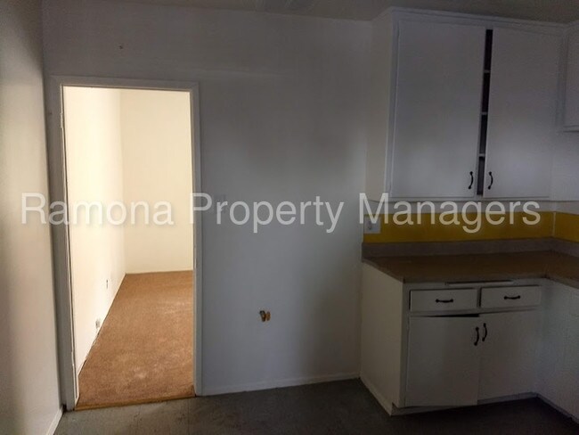 Foto del edificio - 11246 Forest Grove St