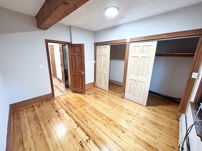 Foto del edificio - 1568 Tremont St