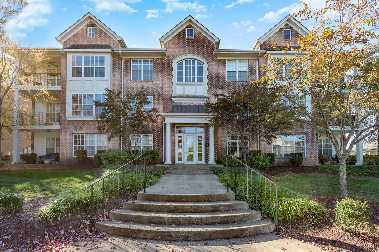 2000 Newark Ln, Thompson's Station, TN 37179 Townhome Rentals in