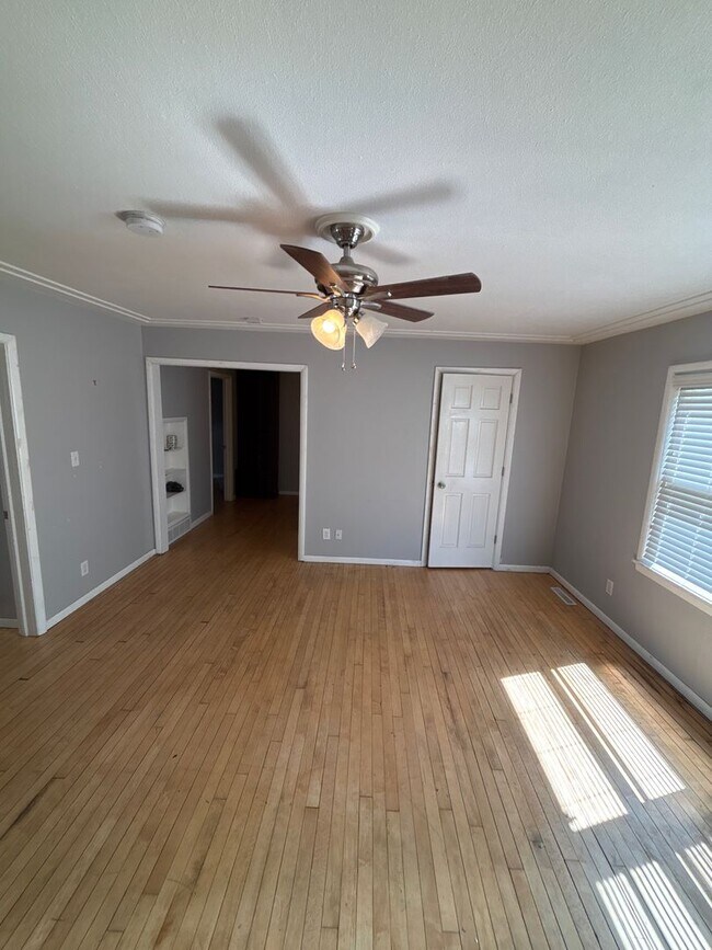 Foto del edificio - 1416 Grand St NE