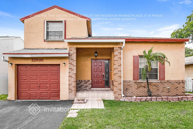 Building Photo - 13995 Langley Pl
