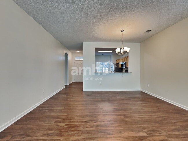 Building Photo - 116 Archwood Dr