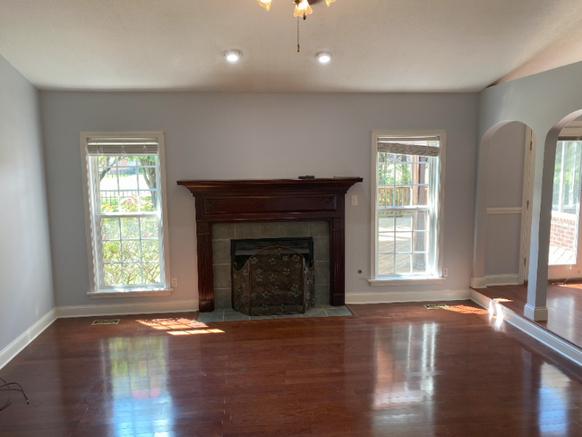 Building Photo - 6608 Riverchase Dr