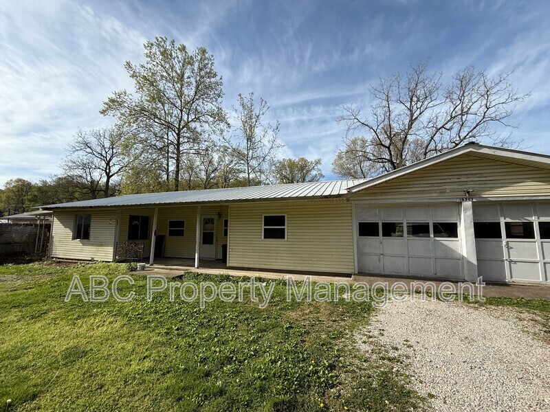 Building Photo - 15393 E Hwy 12