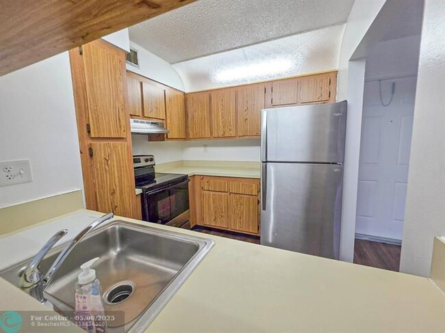 Foto del edificio - 11434 NW 45th St