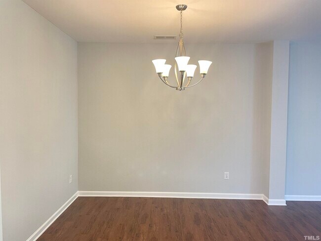 Building Photo - 437 Durants Neck Ln