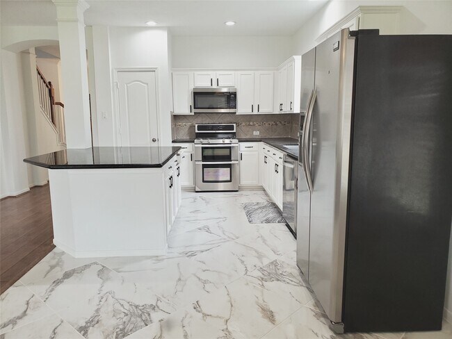 Foto del edificio - 18819 Knobby Oaks Pl