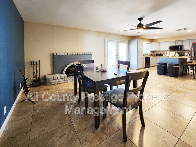 Foto del edificio - 4701 W Charleston Ave