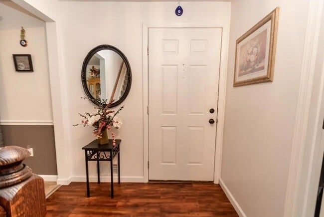 Building Photo - 78 Fontana Ln