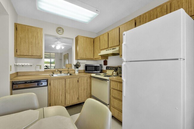 Foto del edificio - 6795 Huntington Ln