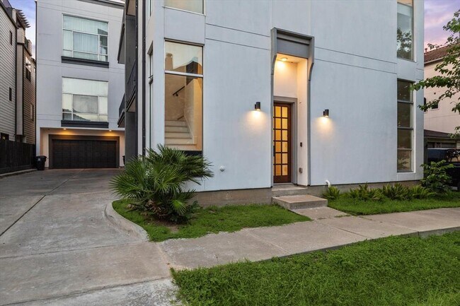 Foto del edificio - 4218 Gibson St