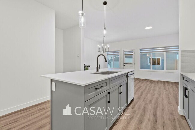 Photo du bâtiment - 17314-1736a 6a Street Northeast