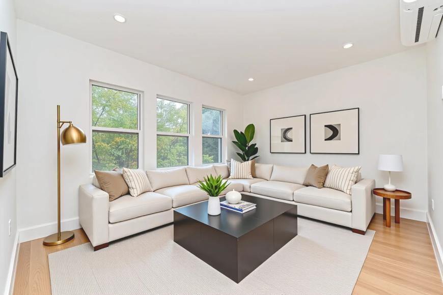 Primary Photo - 3 bedroom in JACKSON HEIGHTS NY 11372