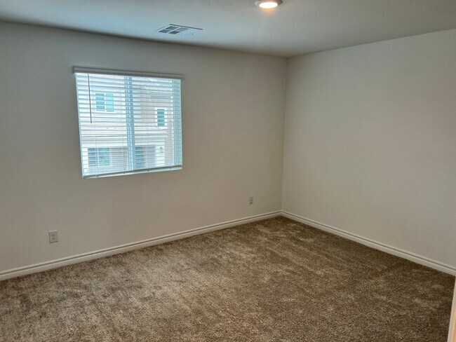 Foto del edificio - 10718 Norfolk View Ct