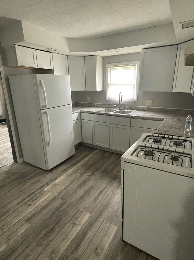 Foto del edificio - 1523 E Washington St