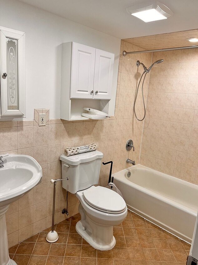 Foto principal - 837 Prospect Ave