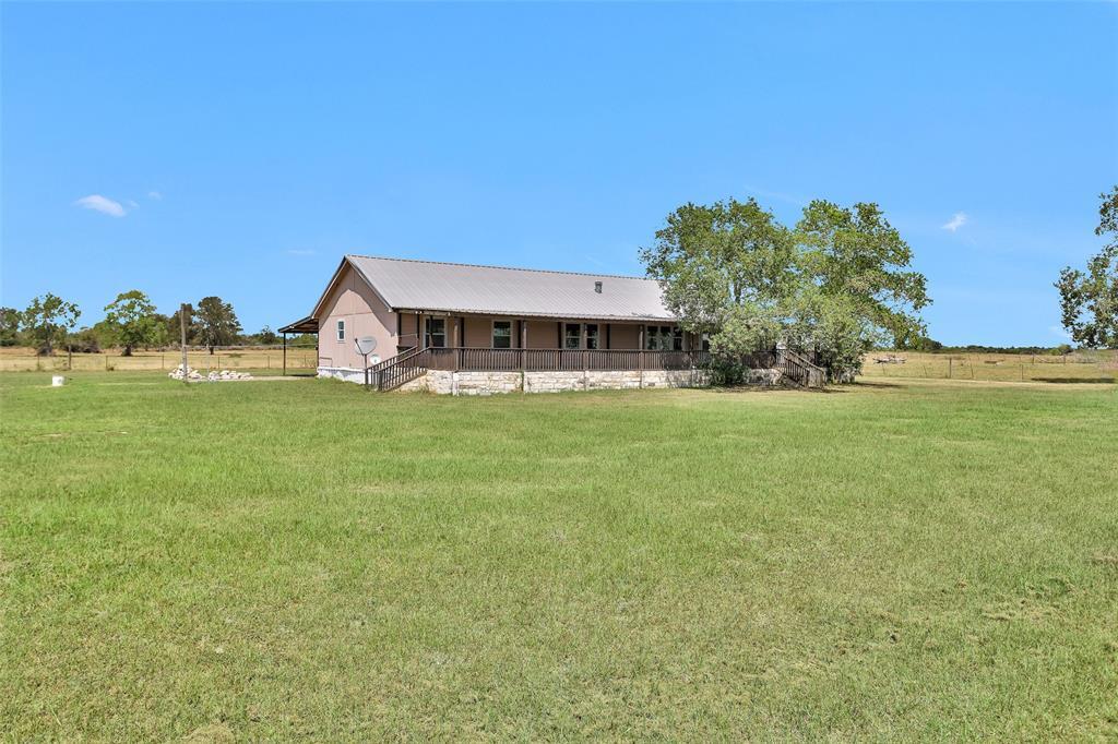 1035 Schindler Rd, Alleyton, TX 78935 House Rental in Alleyton, TX