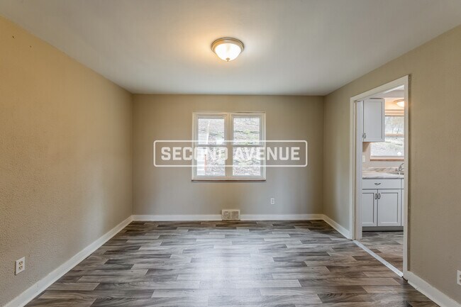 Foto del edificio - 5716 Brinley Dr