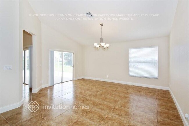 Foto del edificio - 12132 Quilting Ln