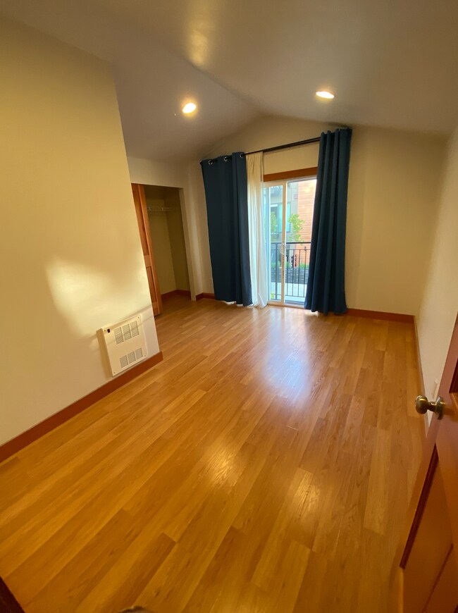 Main bedroom 1 - 708 15th Ave Townhome