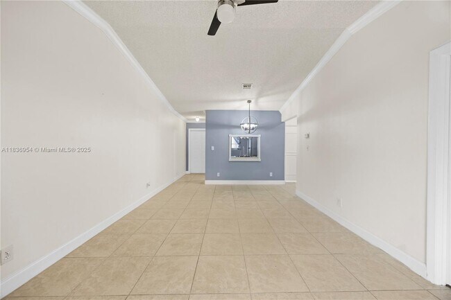 Foto del edificio - 164 NW 60th Ave