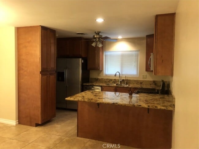 Building Photo - 746 Scripps Dr