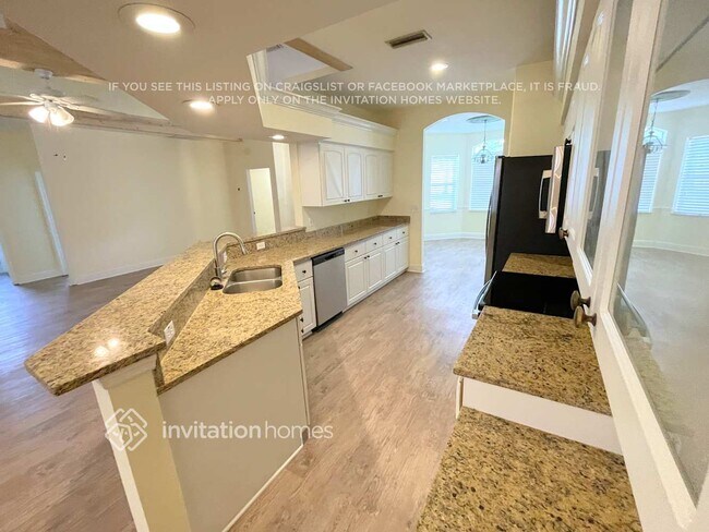 Foto del edificio - 5825 Fish Crow Pl