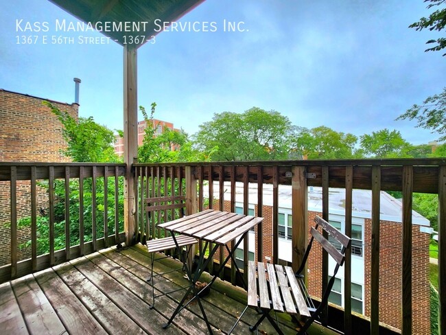 Foto del edificio - 1367 E 56th St
