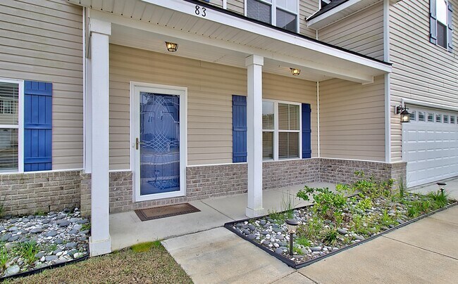 Building Photo - 83 Thorp Circle