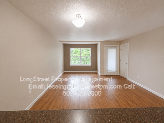 Photo - 20 SE 172nd Ave House