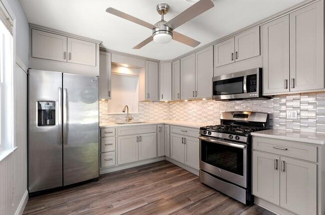 Foto del edificio - 9604 S Knox Ave