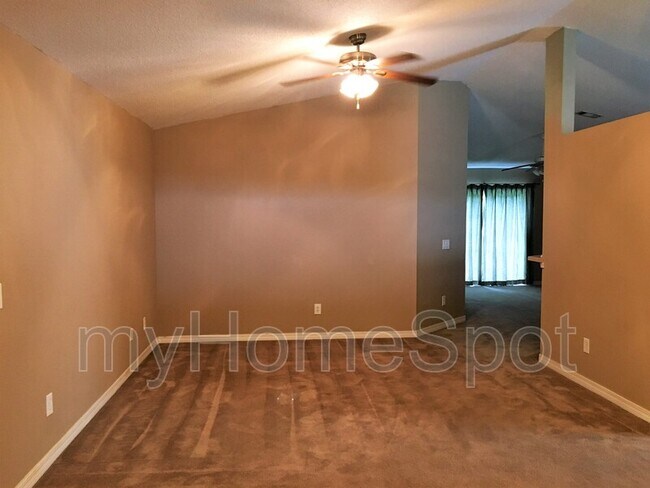 Building Photo - 4872 Hilarita Cir