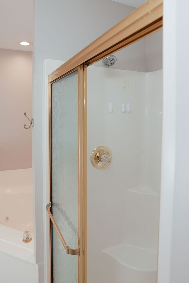 Foto del edificio - 3288 Snaffle Rd