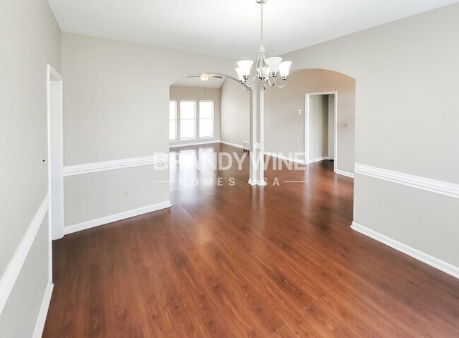 Building Photo - 4505 Alixs Dr