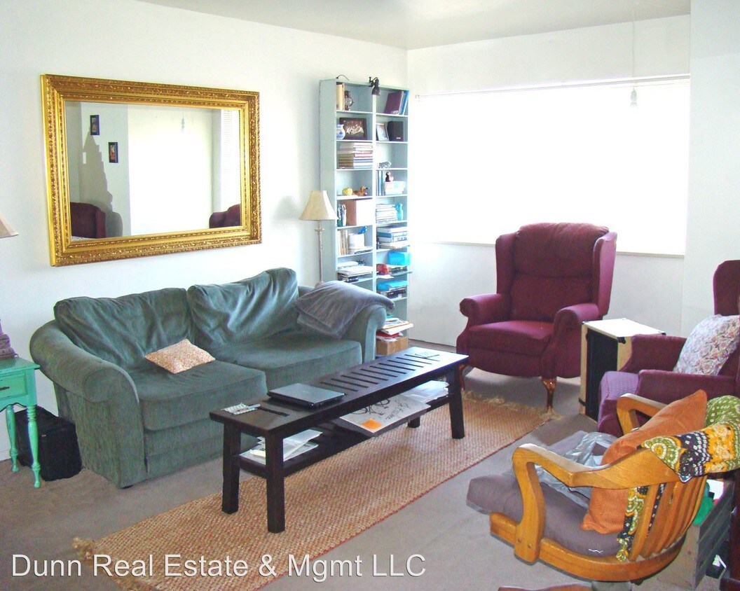 Foto principal - 2825-2829 Stanford Rd