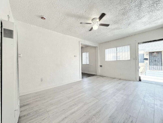 Foto del edificio - 8508 1/4 San Pedro Street
