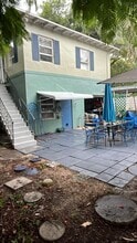Building Photo - 834 SW 11th St