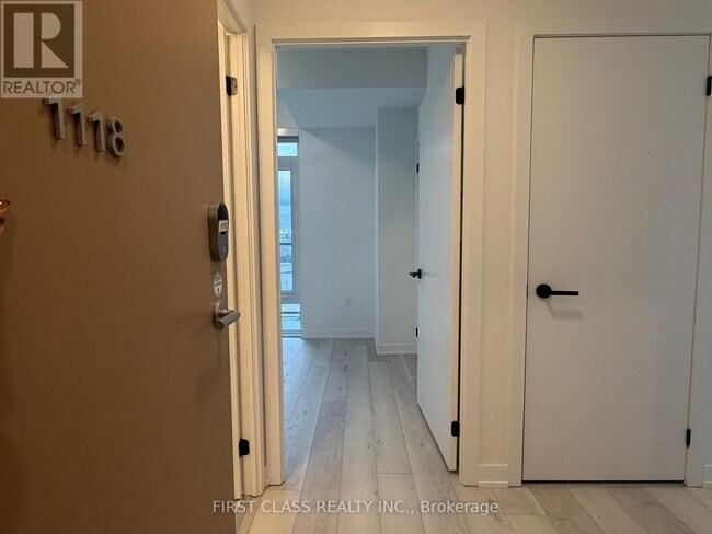 Building Photo - 1 Quarrington Ln