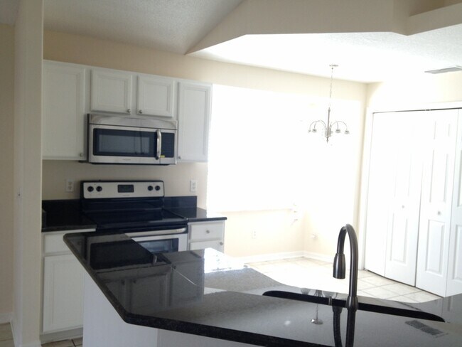 Foto del edificio - 138 Pin Oak Pl