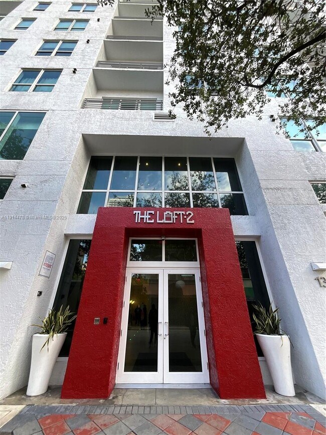 Foto del edificio - 133 NE 2nd Ave